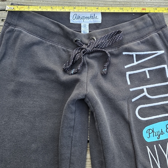 Aeropostale Womens Y2K Spellout Jogger Sweatpants Size XS Gray Phys Ed NYC 2000s - Picture 6 of 13